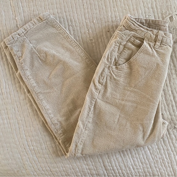 High Waisted Corduroy Pants - Picture 3 of 5